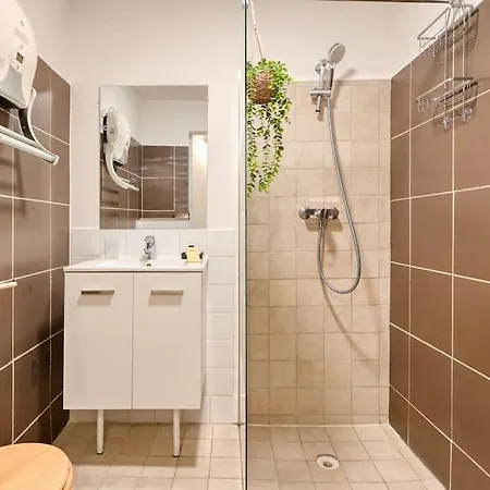 Apartment Thibaud - T4 Terrasse A 15 Min A Pied Du Metro Marseille