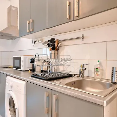 Apartment Thibaud - T4 Terrasse A 15 Min A Pied Du Metro *