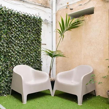 Thibaud - T4 Terrasse A 15 Min A Pied Du Metro Marseille